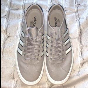 Mens adidas size 8